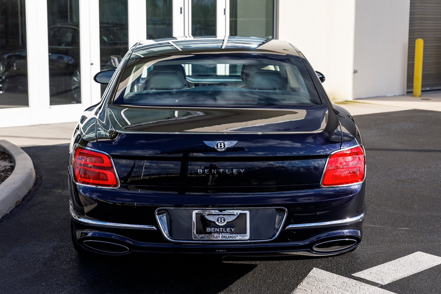 New 2026 Bentley Flying Spur Azure image 13