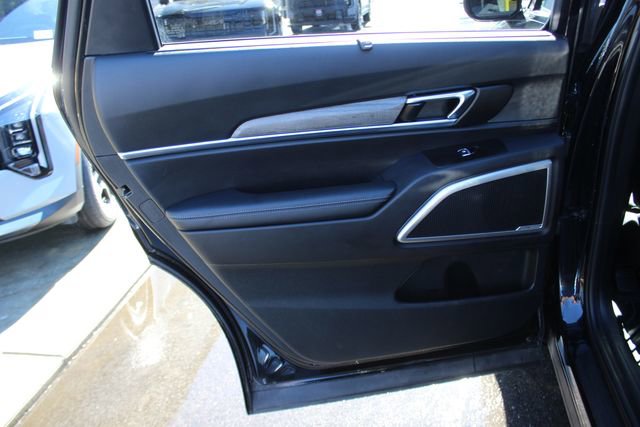 Used 2022 Kia Telluride EX w/ EX Premium Package image 24