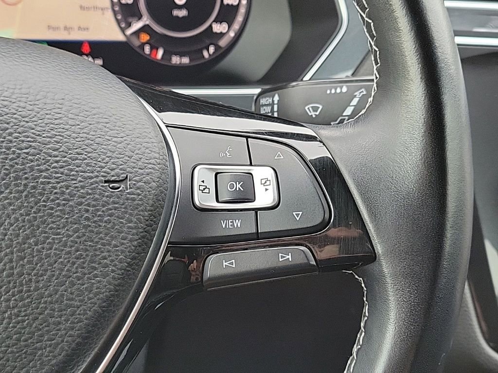 Used 2019 Volkswagen Tiguan SEL R-Line image 23