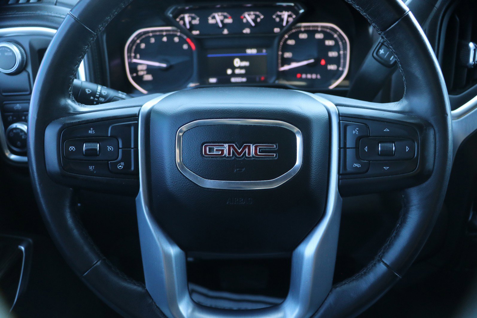 Used 2020 GMC Sierra 1500 SLE w/ SLE Value Package image 16