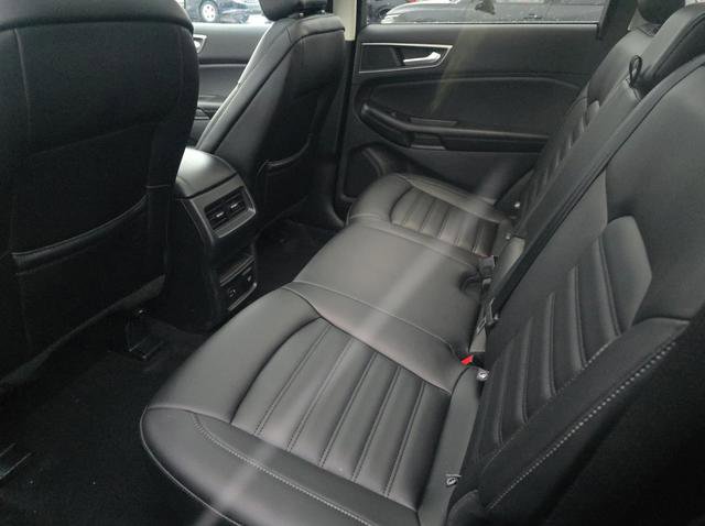 Used 2022 Ford Edge SEL w/ Convenience Package image 7