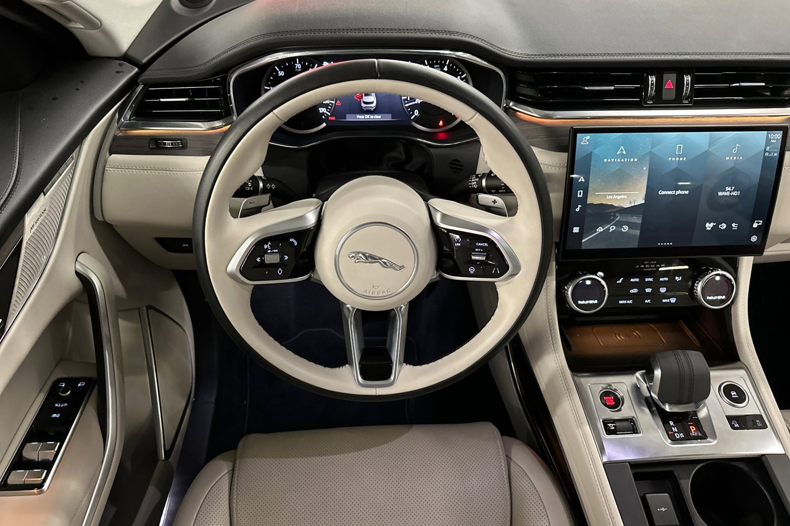 Used 2022 Jaguar F-PACE S image 28