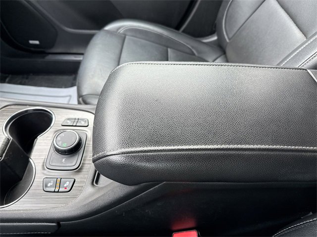 Used 2023 GMC Acadia SLT image 21