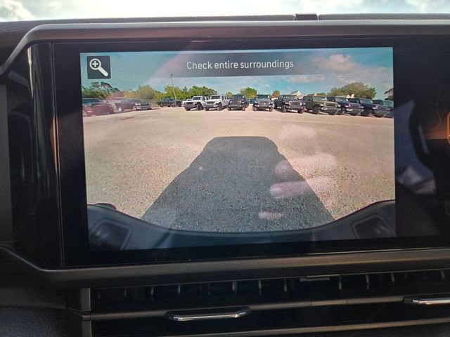 Used 2026 Jeep Gladiator Willys AWD/4WD image 19