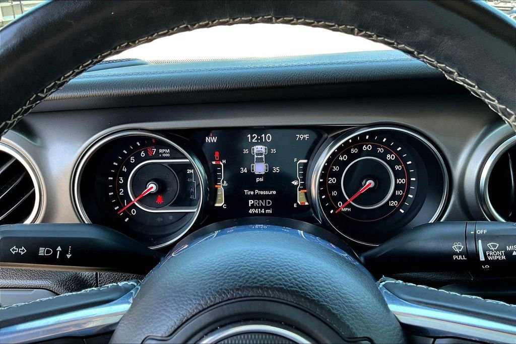 Used 2022 Jeep Gladiator Rubicon w/ LED Lighting Group AWD/4WD image 16