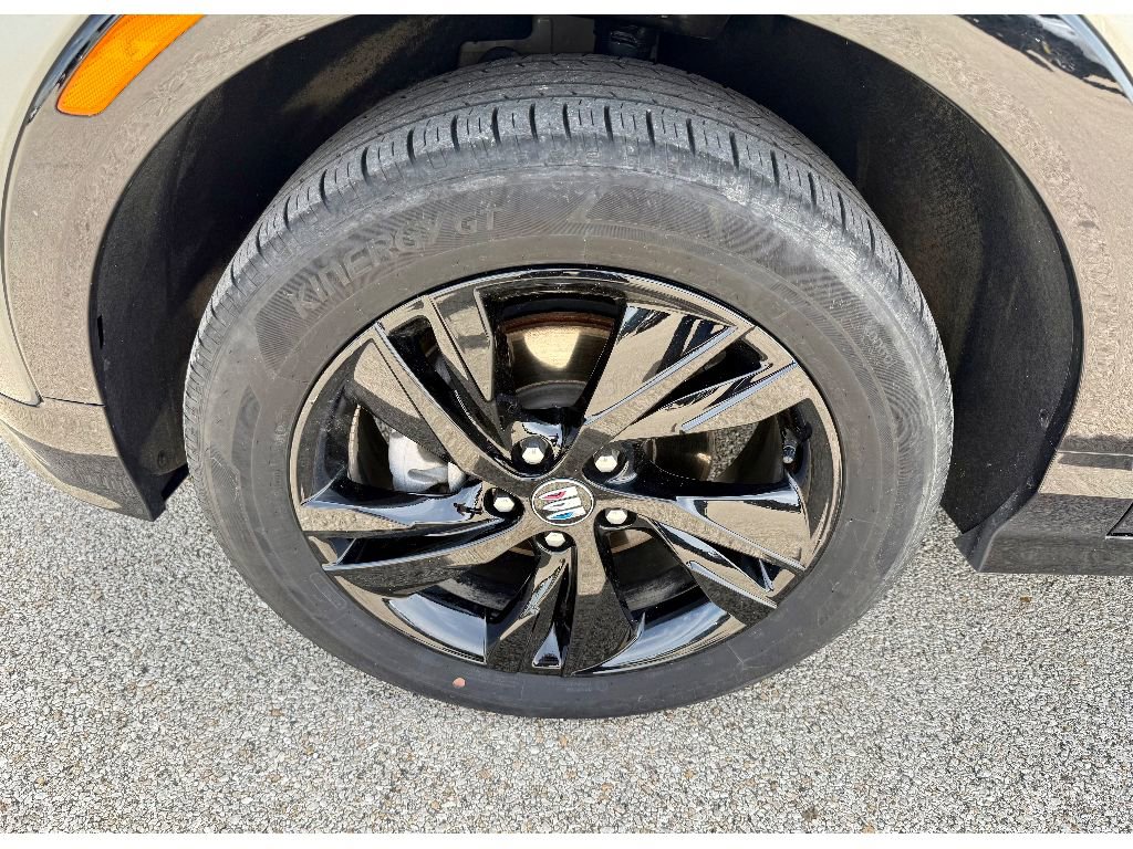 Used 2024 Buick Encore GX Sport Touring image 9