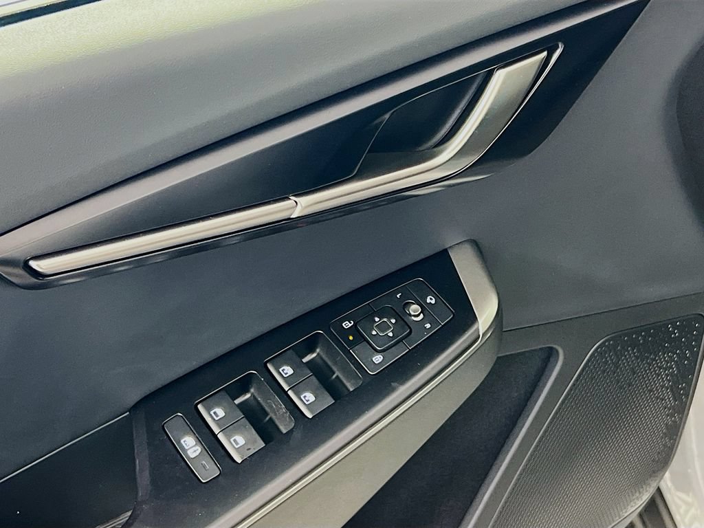 New 2026 Kia EV6 Light RWD image 16