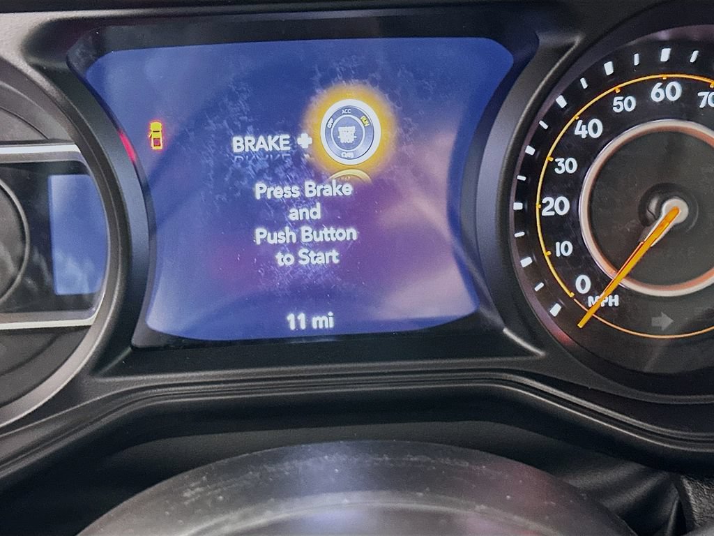 New 2026 Jeep Gladiator Rubicon w/ Technology Group AWD/4WD image 16
