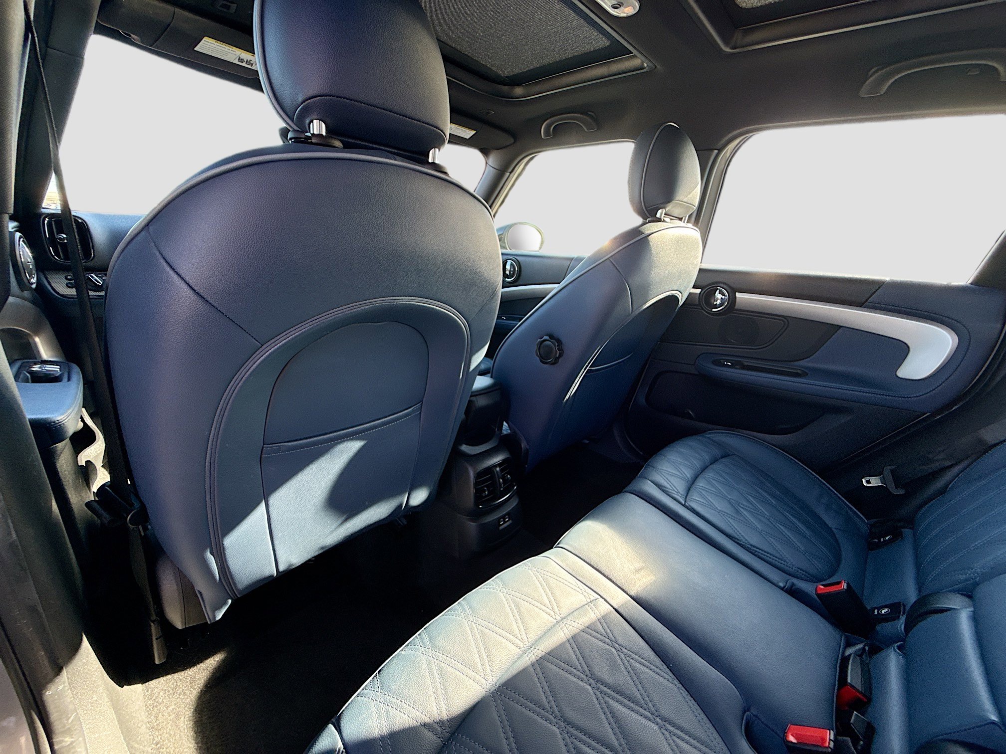 Used 2024 MINI Cooper Countryman S w/ Signature Upholstery Package image 25