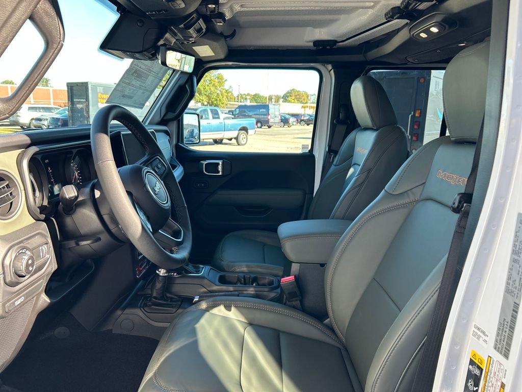 New 2025 Jeep Gladiator Mojave image 22
