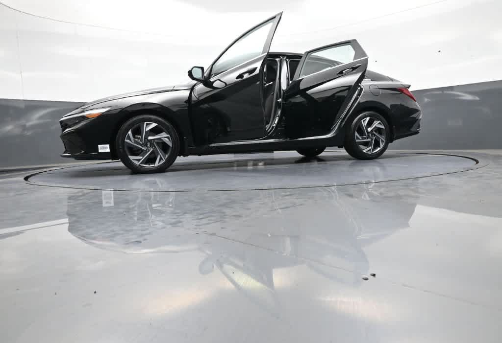 Certified 2024 Hyundai Elantra SEL w/ Convenience Package FWD image 64