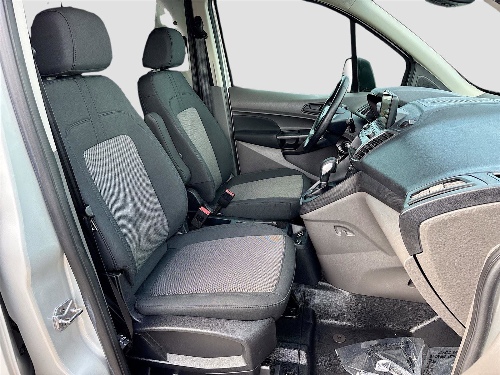 Used 2019 Ford Transit Connect XL image 23