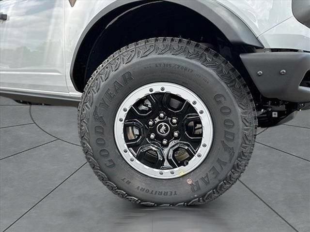 New 2025 Ford Bronco Badlands w/ Sasquatch Package AWD/4WD image 4
