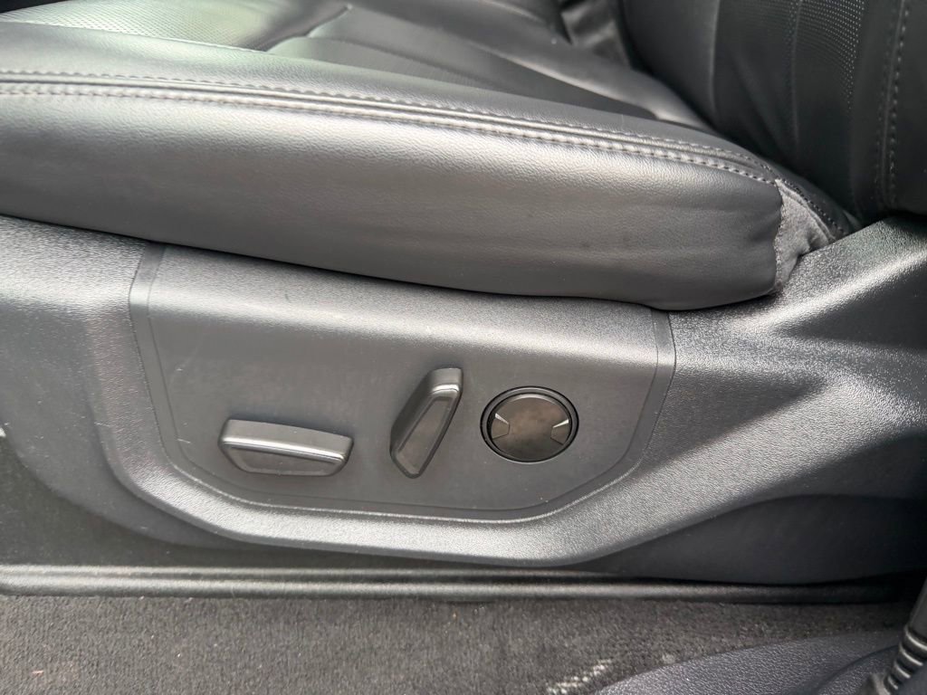 Used 2024 Ford Expedition XLT image 20