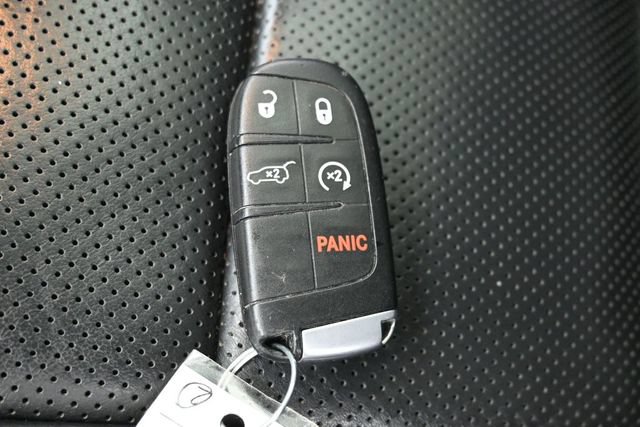 Used 2021 Jeep Grand Cherokee Limited w/ Luxury Group II RWD image 27