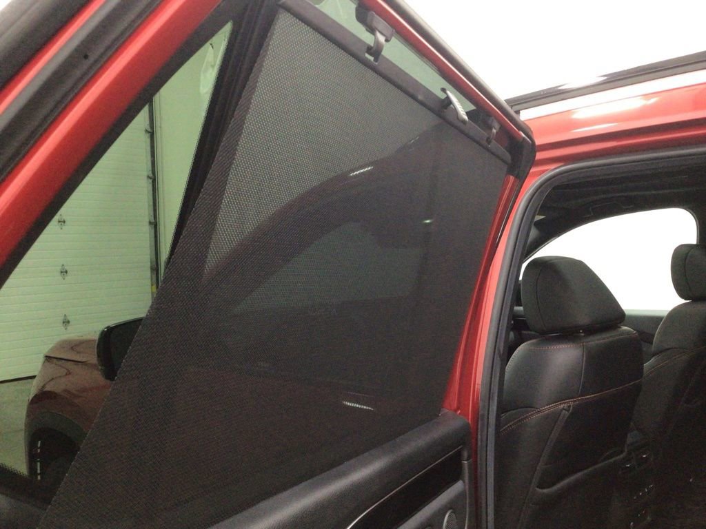 Used 2025 Honda Pilot TrailSport image 23
