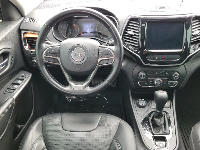 Used 2020 Jeep Cherokee Limited AWD/4WD image 11