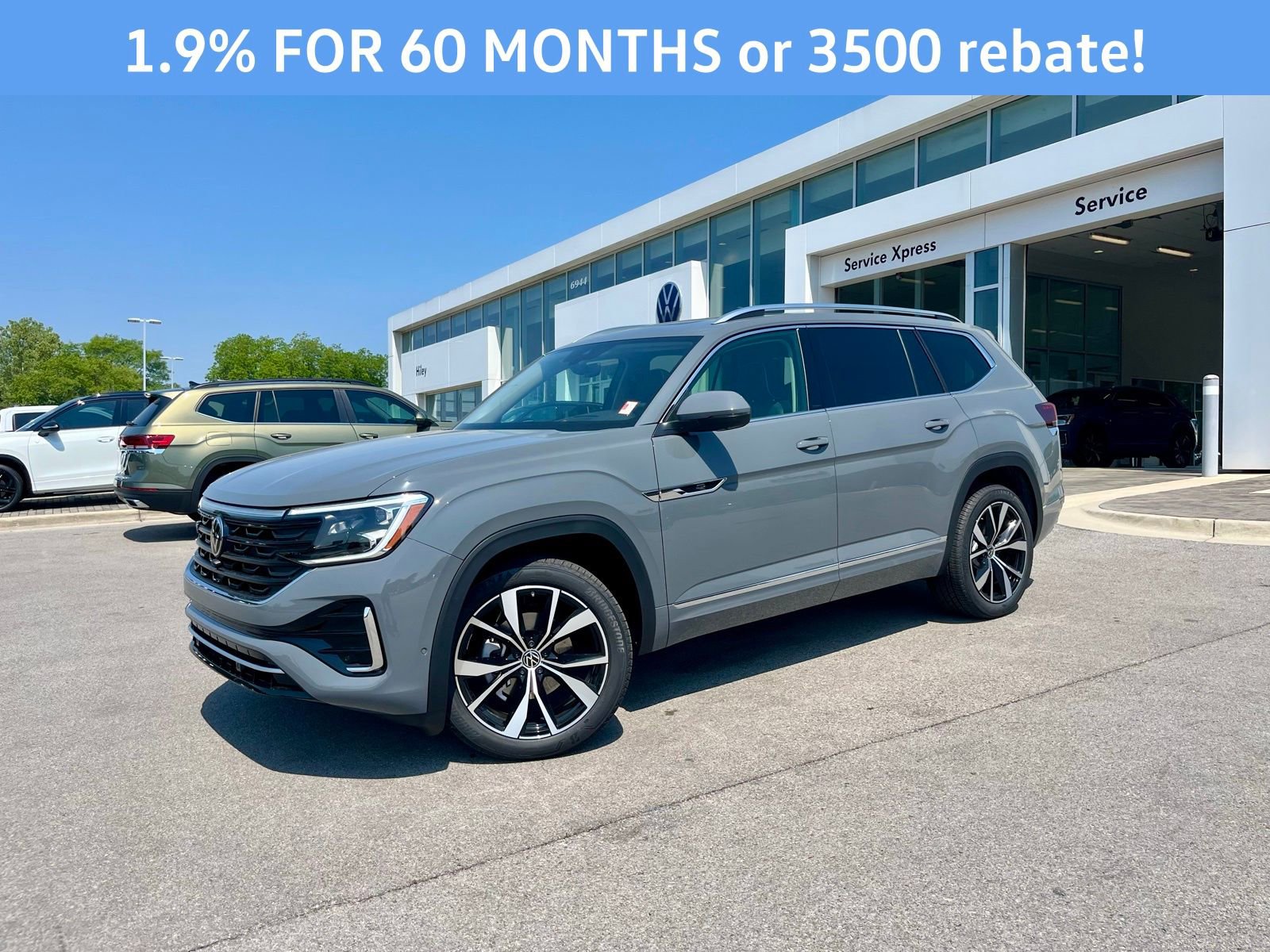 New 2026 Volkswagen Atlas SEL Premium R-Line