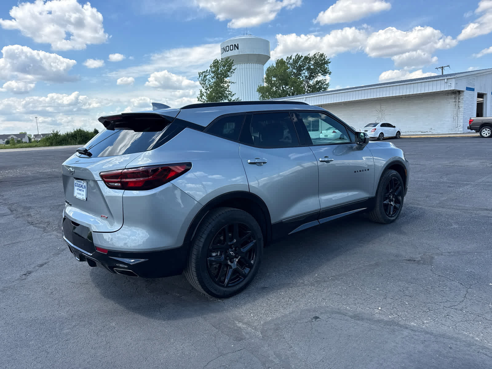 Certified 2023 Chevrolet Blazer RS w/ Driver Confidence II Package AWD/4WD image 5