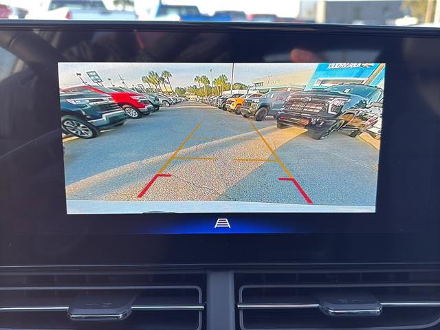 New 2026 Chevrolet Trax LT w/ Sunroof Package image 20