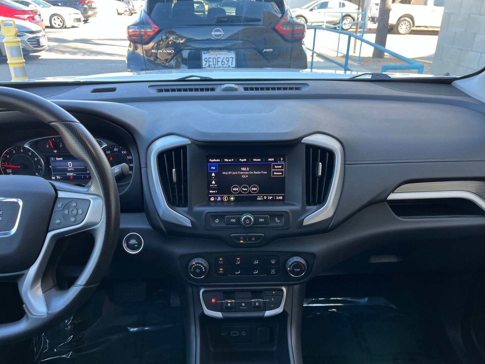 Used 2024 GMC Terrain SLE image 18