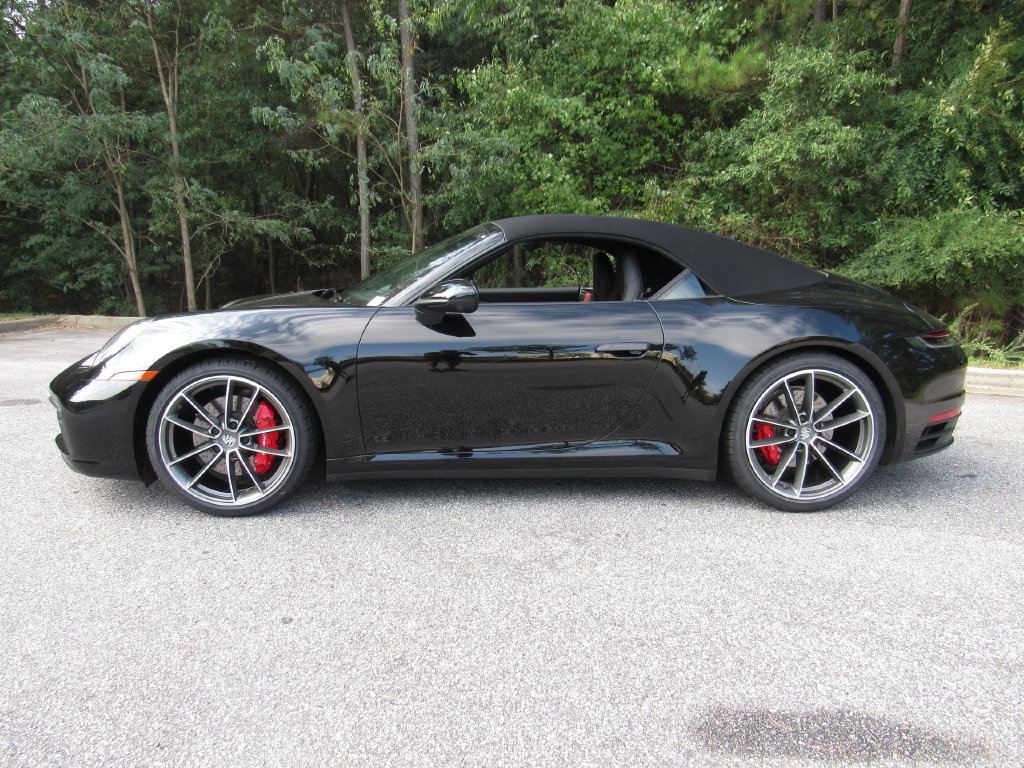 Certified 2022 Porsche 911 Cabriolet image 16