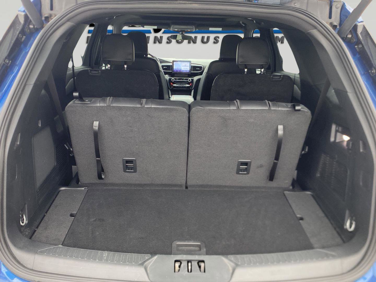Used 2023 Ford Explorer ST-Line w/ Class IV Trailer Tow Package AWD/4WD image 42