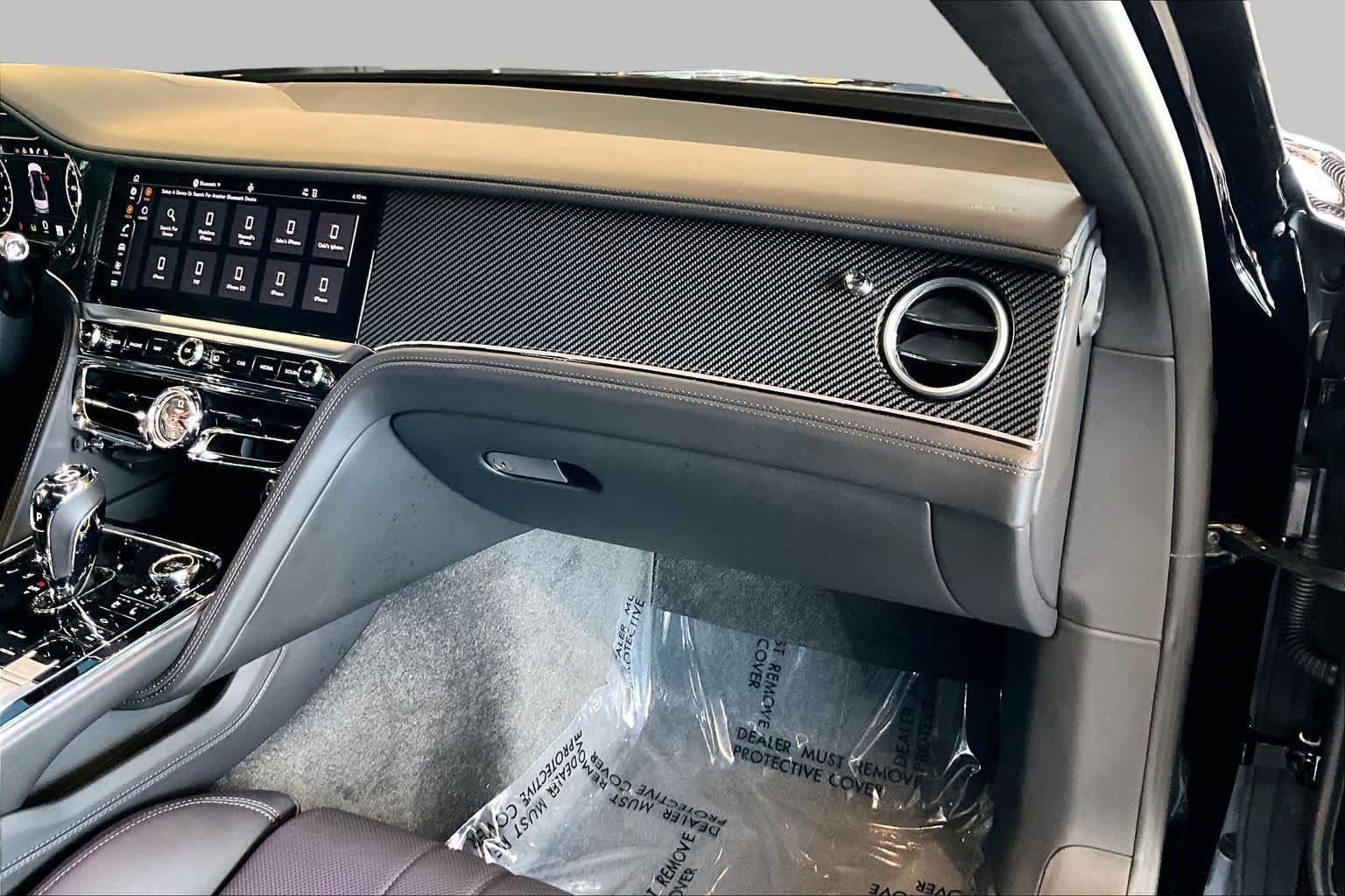 Used 2023 Bentley Flying Spur Plug-In Hybrid AWD/4WD image 19