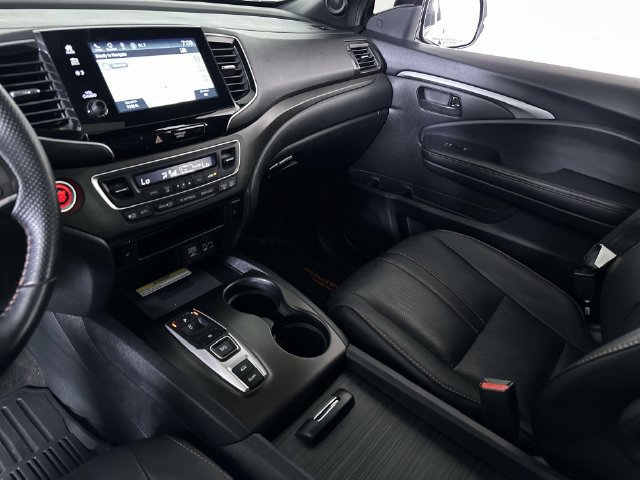 Used 2022 Honda Pilot TrailSport image 36