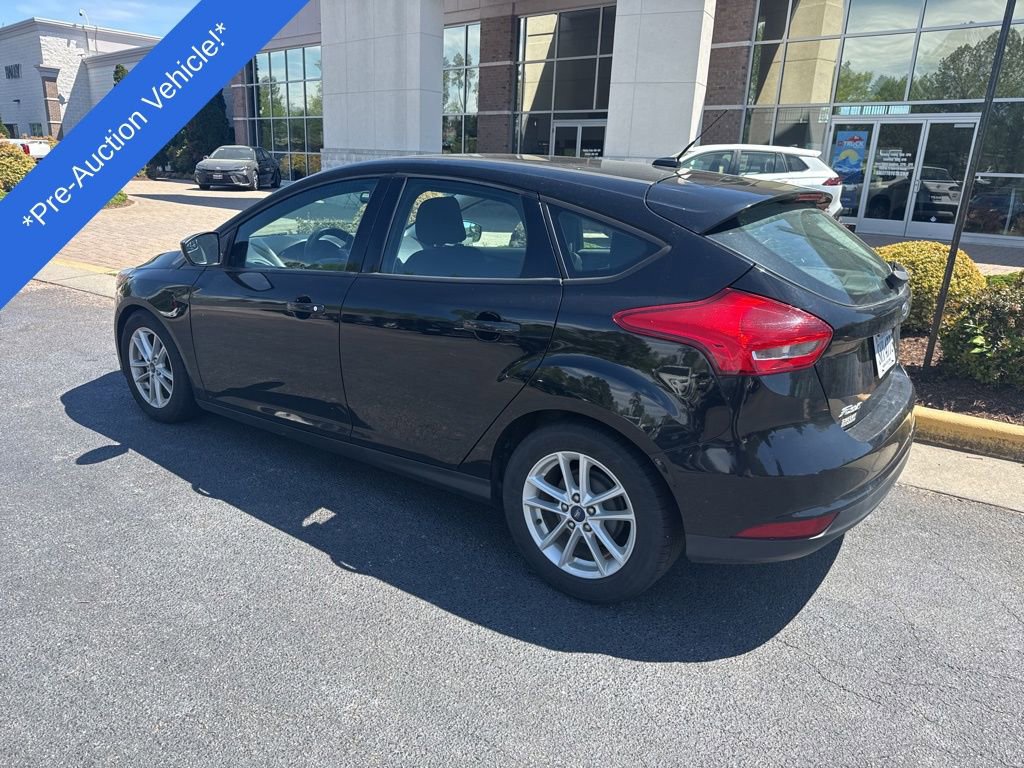 Used 2018 Ford Focus SE image 3