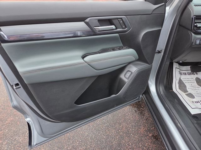 New 2026 GMC Terrain AT4 AWD/4WD image 14