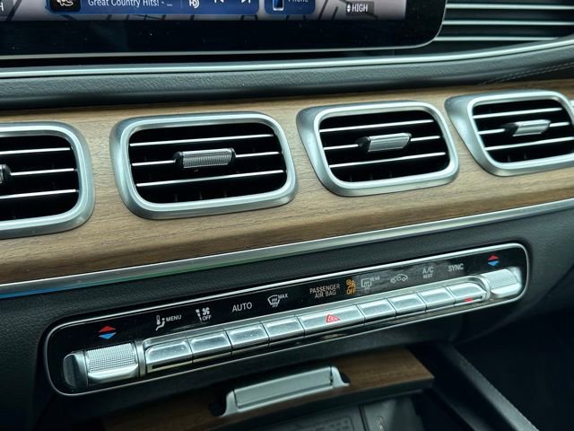 Certified 2025 Mercedes-Benz GLS 450 4MATIC image 18