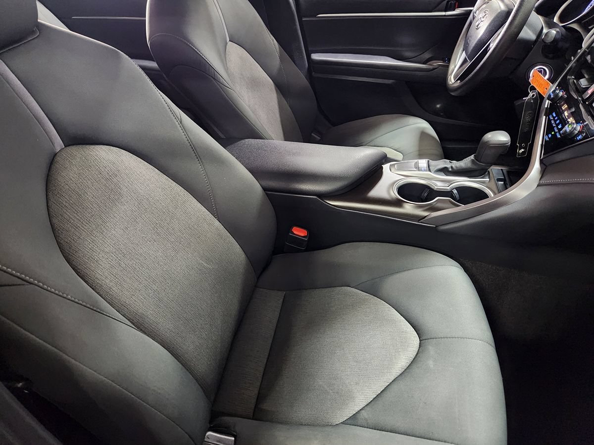 Used 2023 Toyota Camry LE FWD image 31