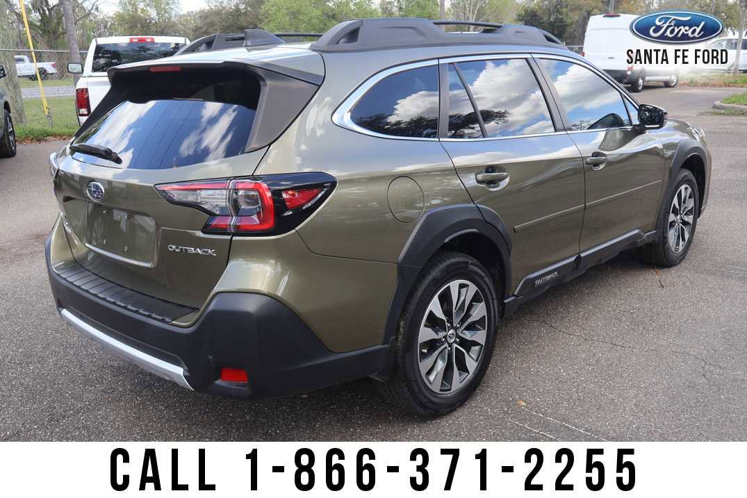 Used 2023 Subaru Outback Limited image 4