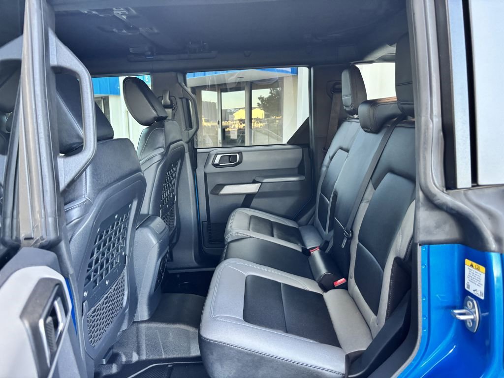 Used 2022 Ford Bronco Black Diamond w/ Sasquatch Package image 19