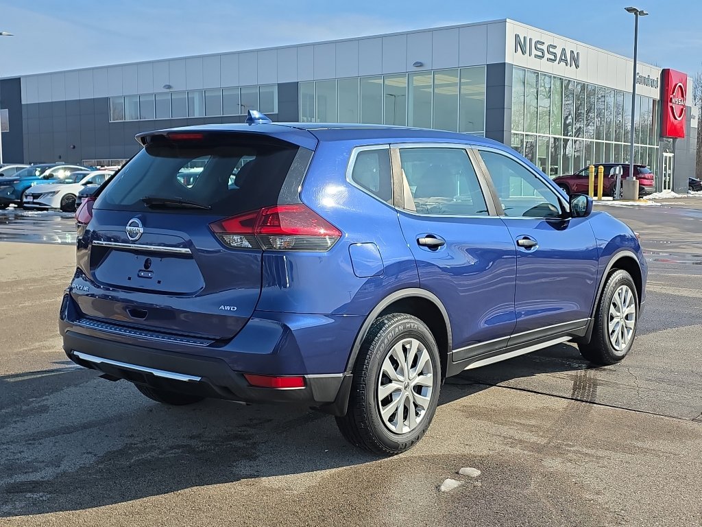 Used 2019 Nissan Rogue S image 5