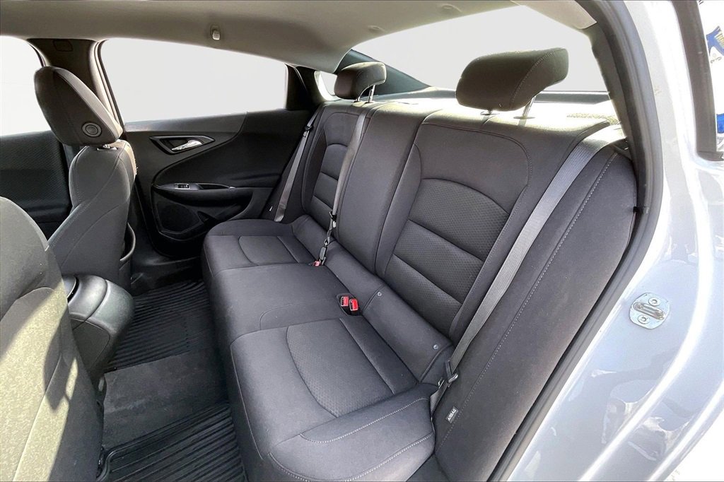 Used 2024 Chevrolet Malibu LS image 24