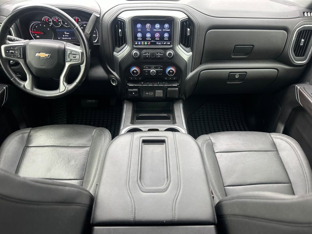 Used 2022 Chevrolet Silverado 3500 LTZ w/ LTZ Convenience Package image 3