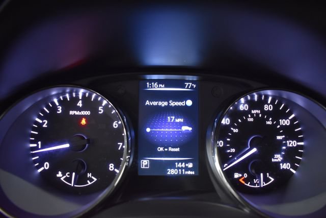 Used 2017 Nissan Rogue SV w/ SV Premium Package FWD image 27