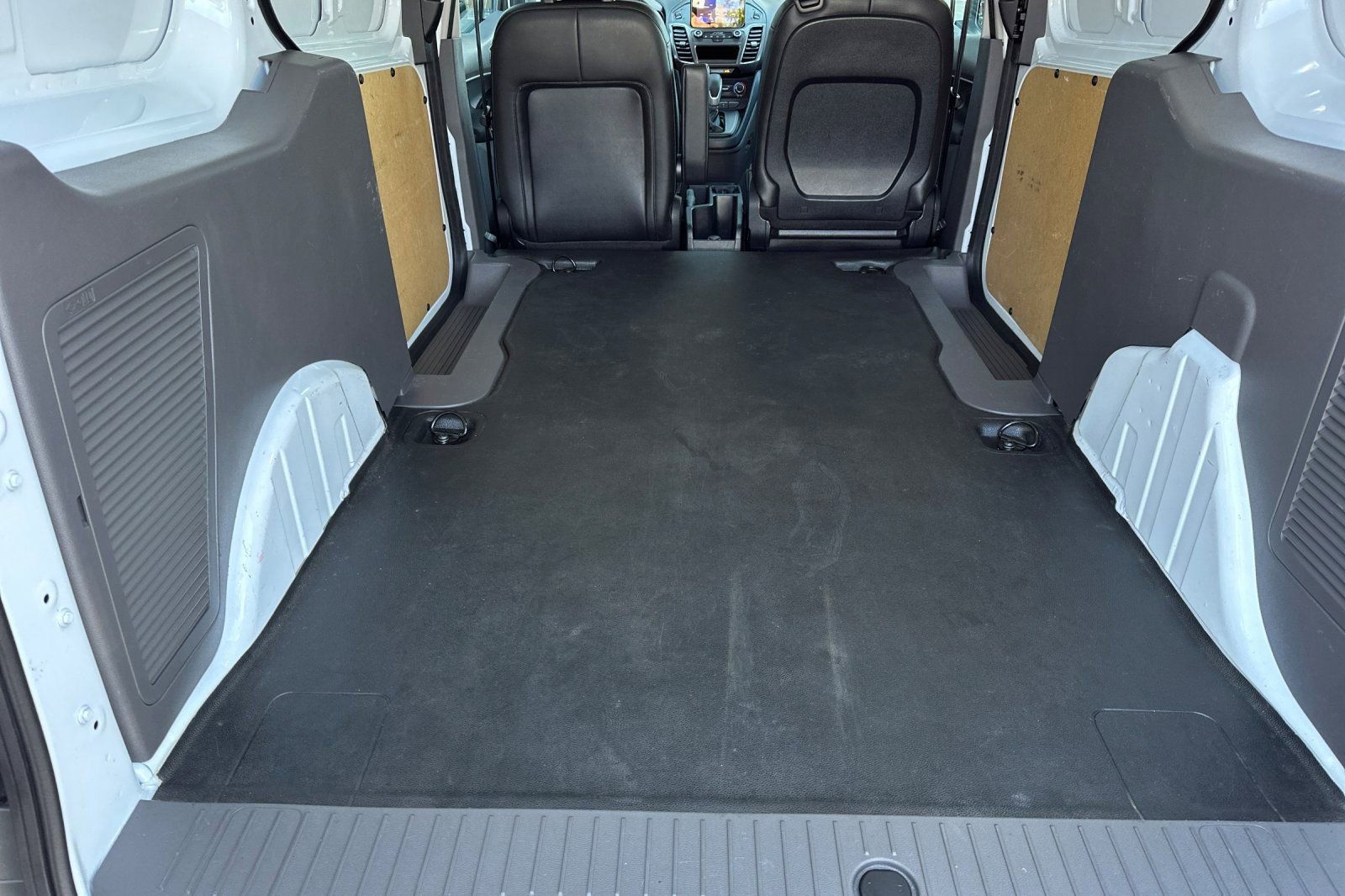 Certified 2023 Ford Transit Connect XL image 16