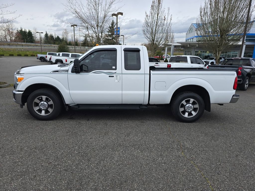 Used 2015 Ford F250 Lariat w/ Camper Package image 3