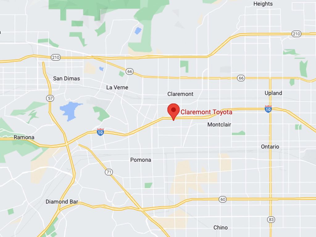 Certified 2025 Toyota Camry SE FWD image 11