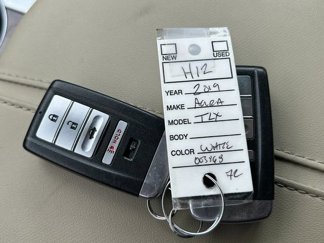 Used 2019 Acura TLX w/ Technology Package FWD image 38