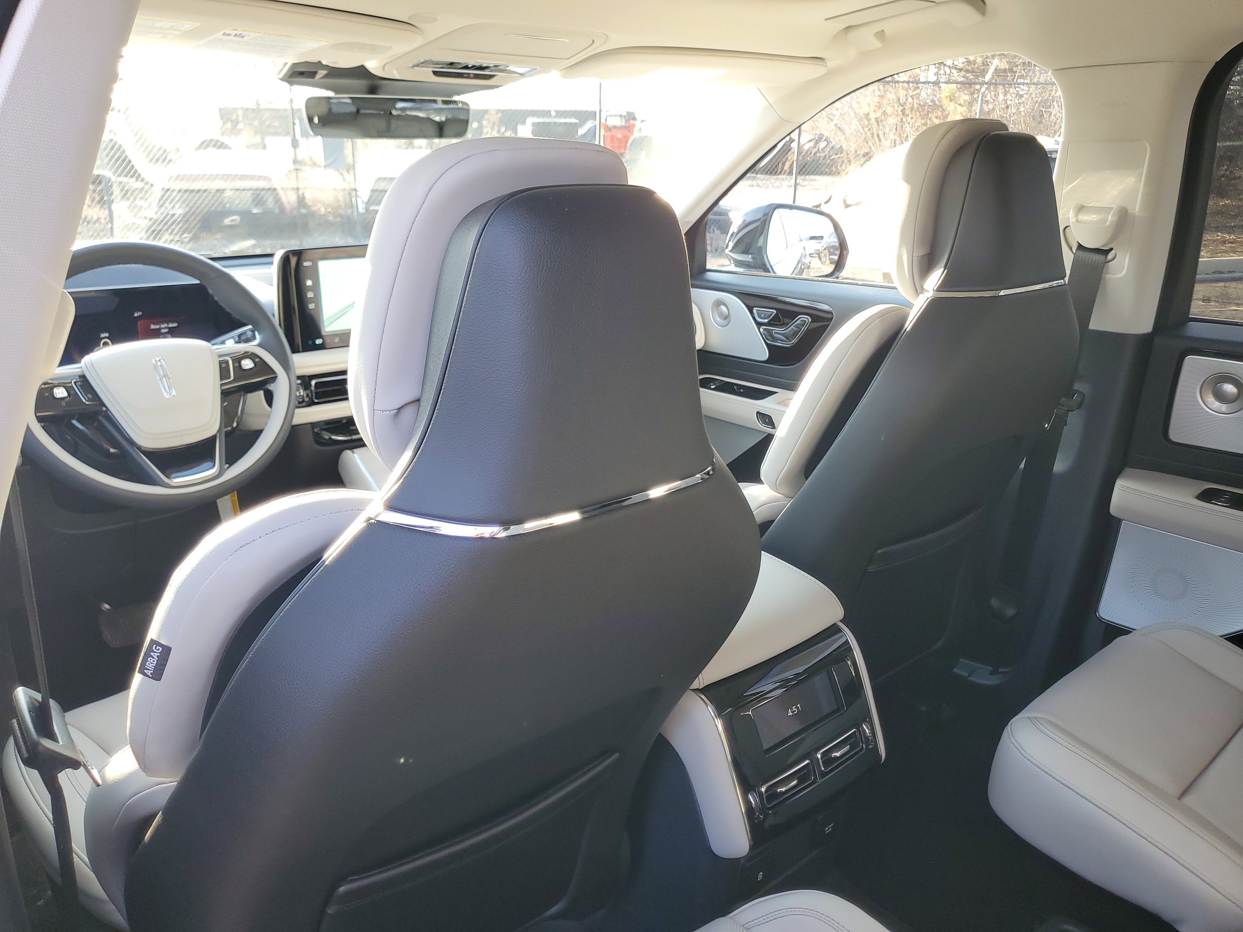 New 2026 Lincoln Aviator Reserve image 24