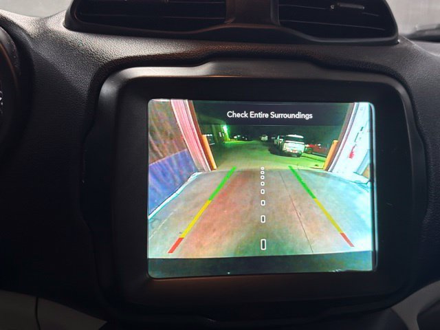 Used 2021 Jeep Renegade Limited w/ Sun & Sound Group AWD/4WD image 23