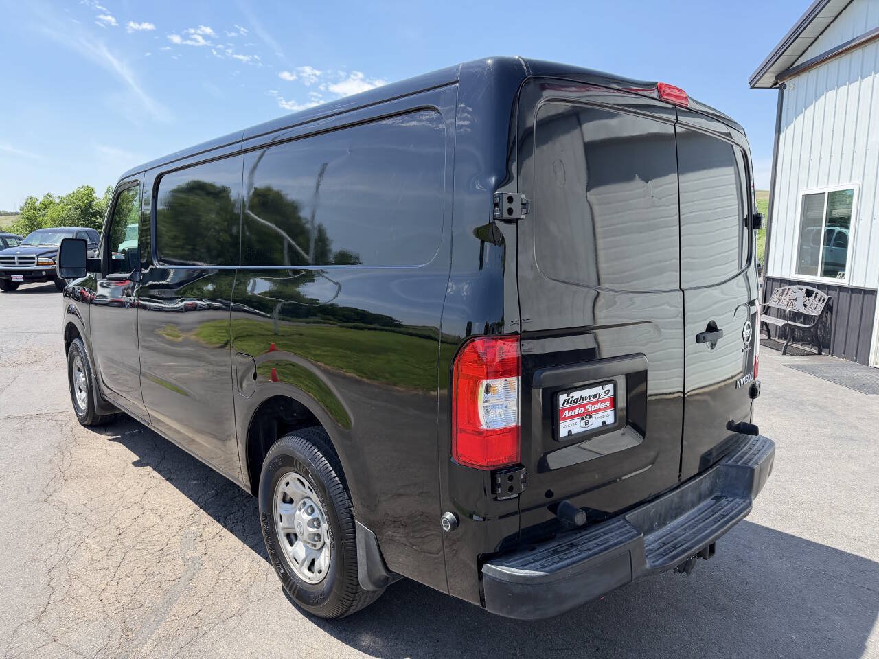 Used 2012 Nissan NV 1500 S RWD image 3