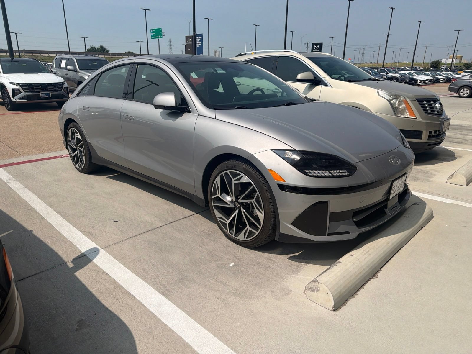 Certified 2023 Hyundai Ioniq 6 Limited RWD image 3