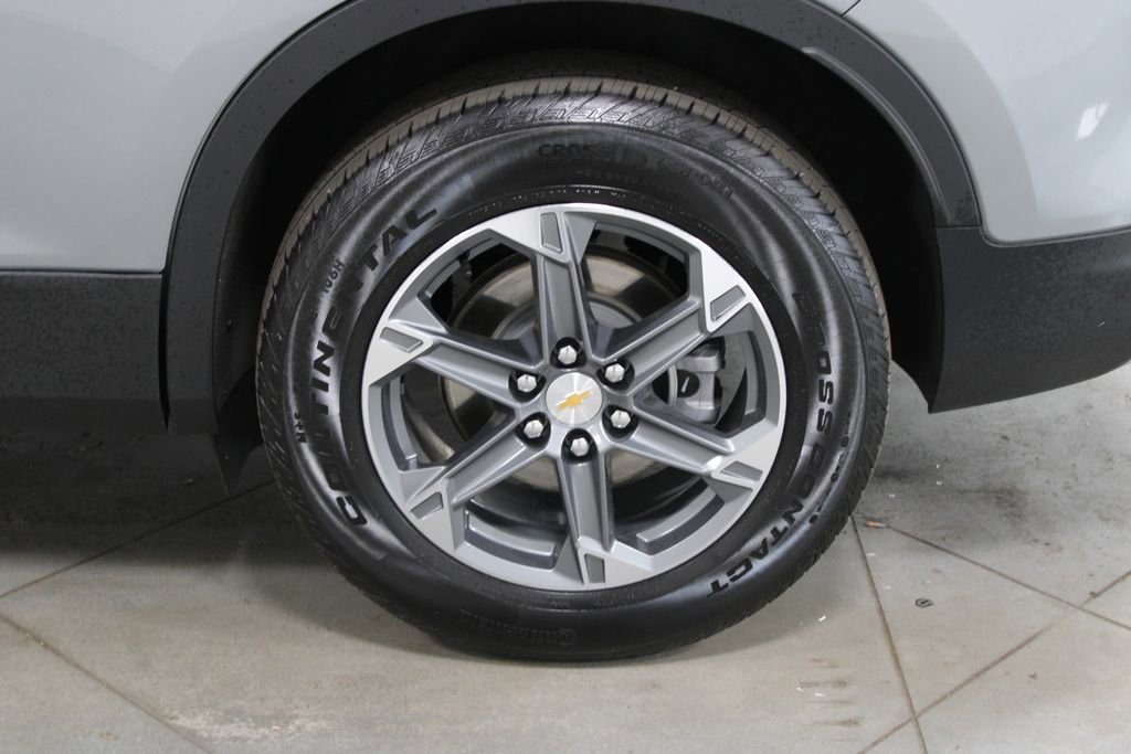 Used 2025 Chevrolet Blazer LT image 16