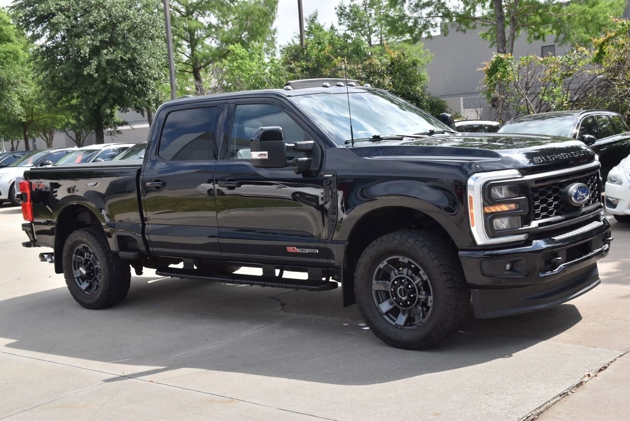 Certified 2023 Ford F250 Lariat w/ Lariat Ultimate Package AWD/4WD image 5
