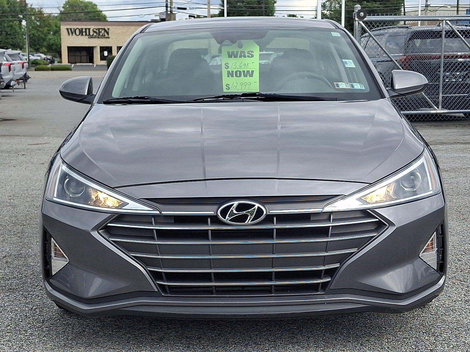 Used 2020 Hyundai Elantra SEL w/ Cargo Package (C1) FWD image 2
